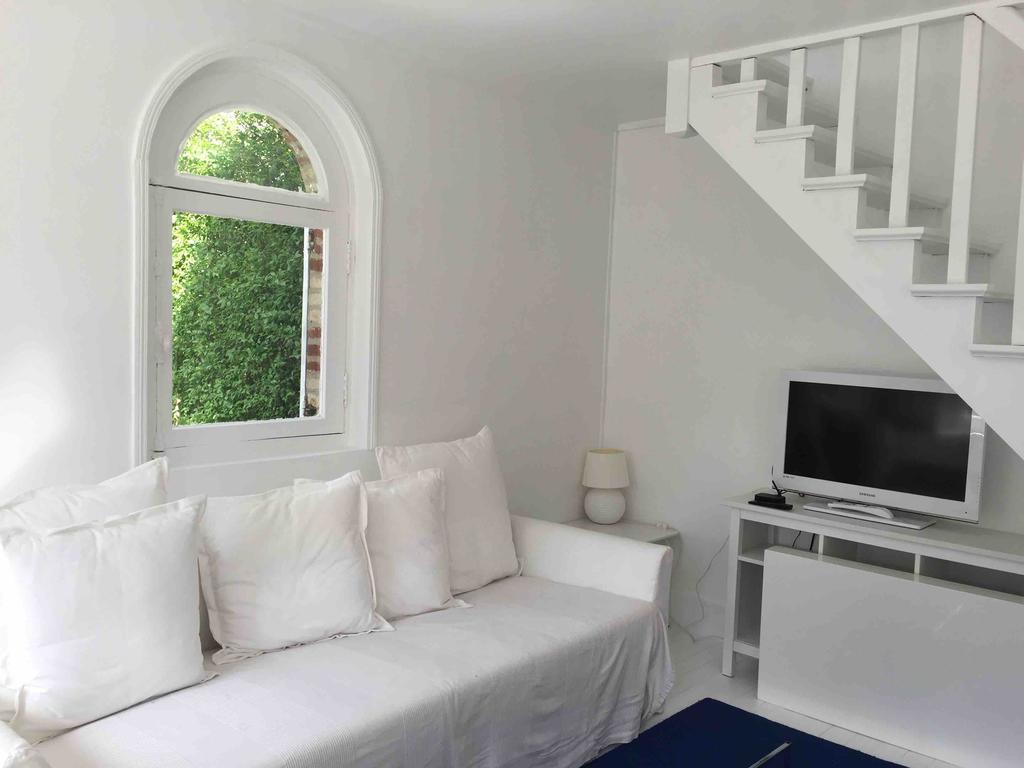 Les Graves Villa Villerville Exteriör bild